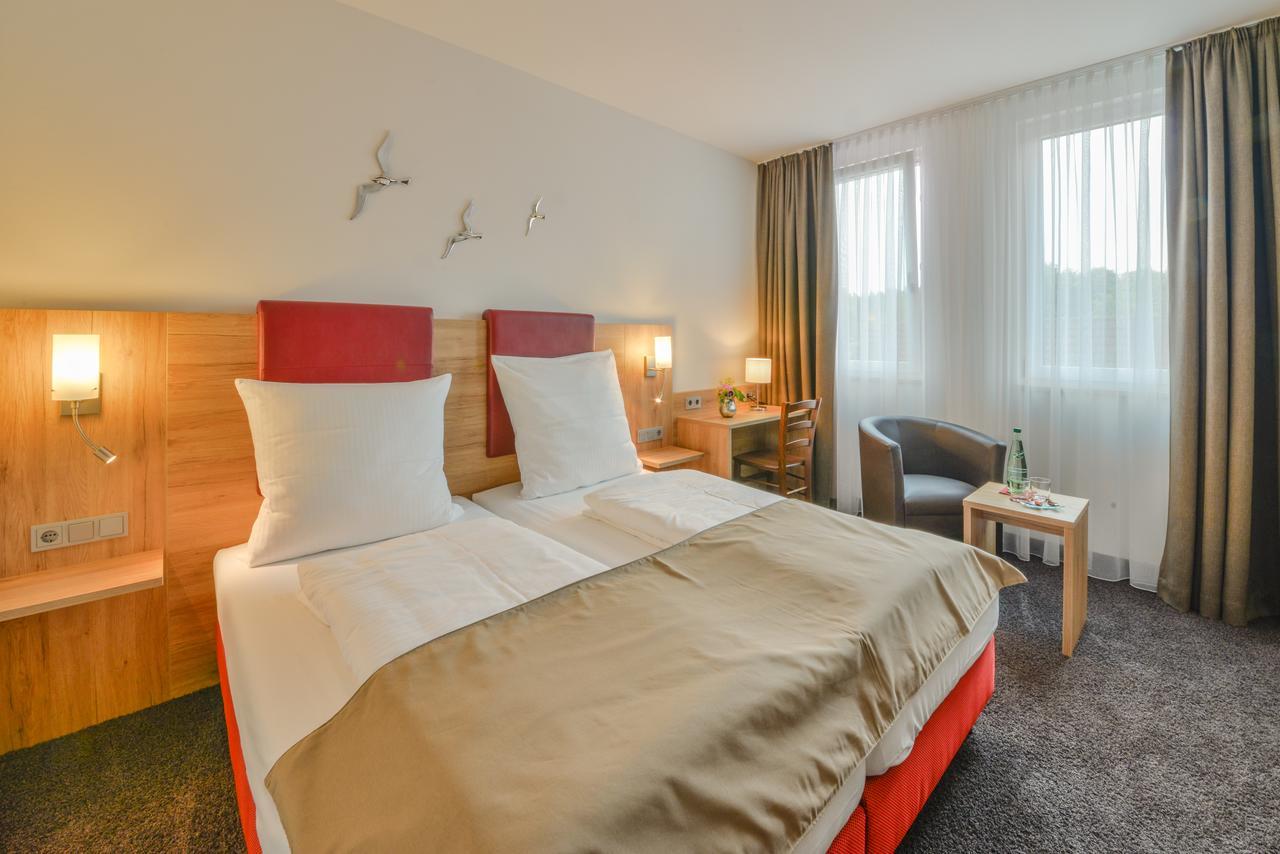 Hotel Witt Am See Weiherhammer Экстерьер фото