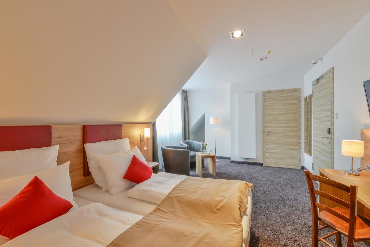 Hotel Witt Am See Weiherhammer Экстерьер фото