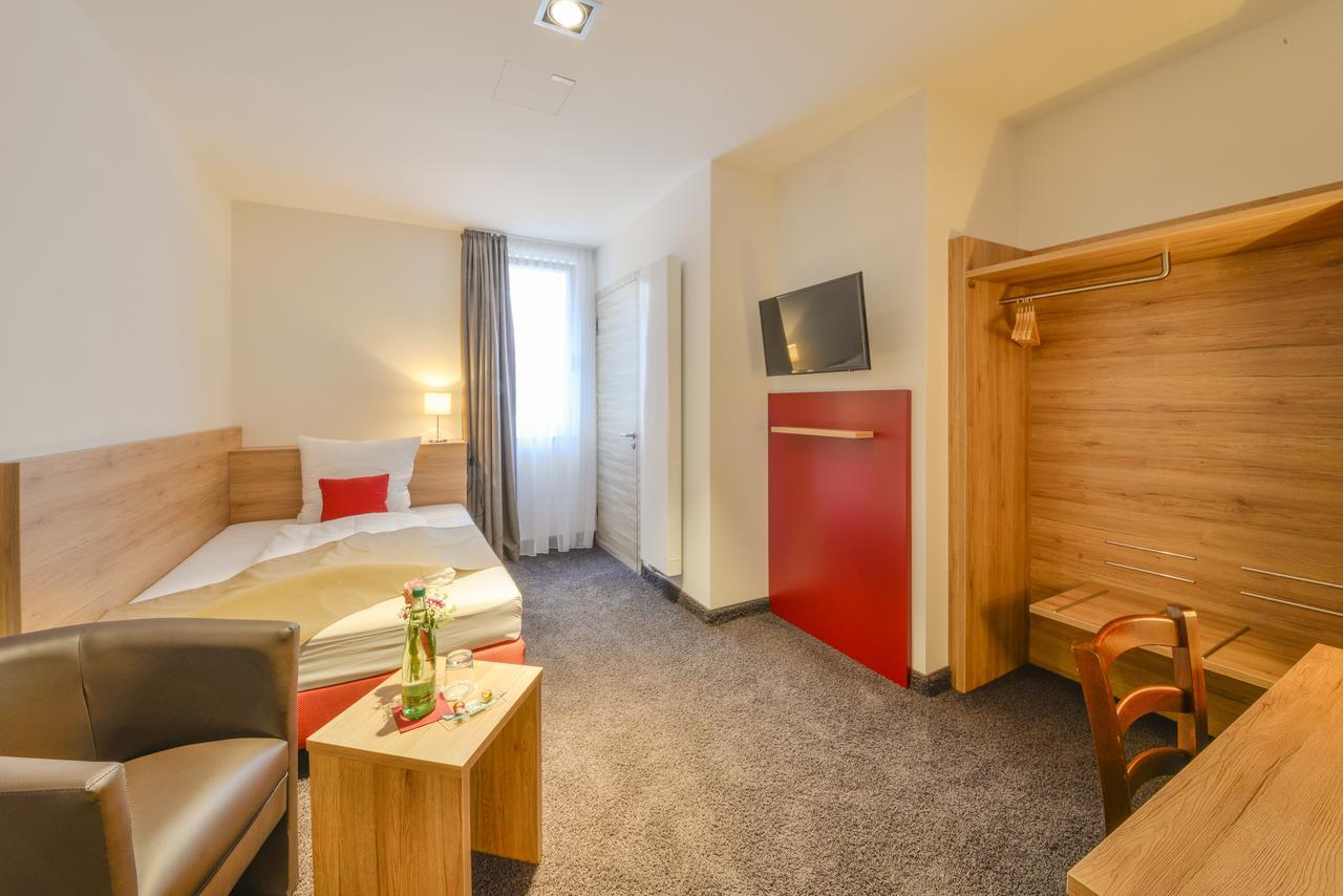 Hotel Witt Am See Weiherhammer Экстерьер фото
