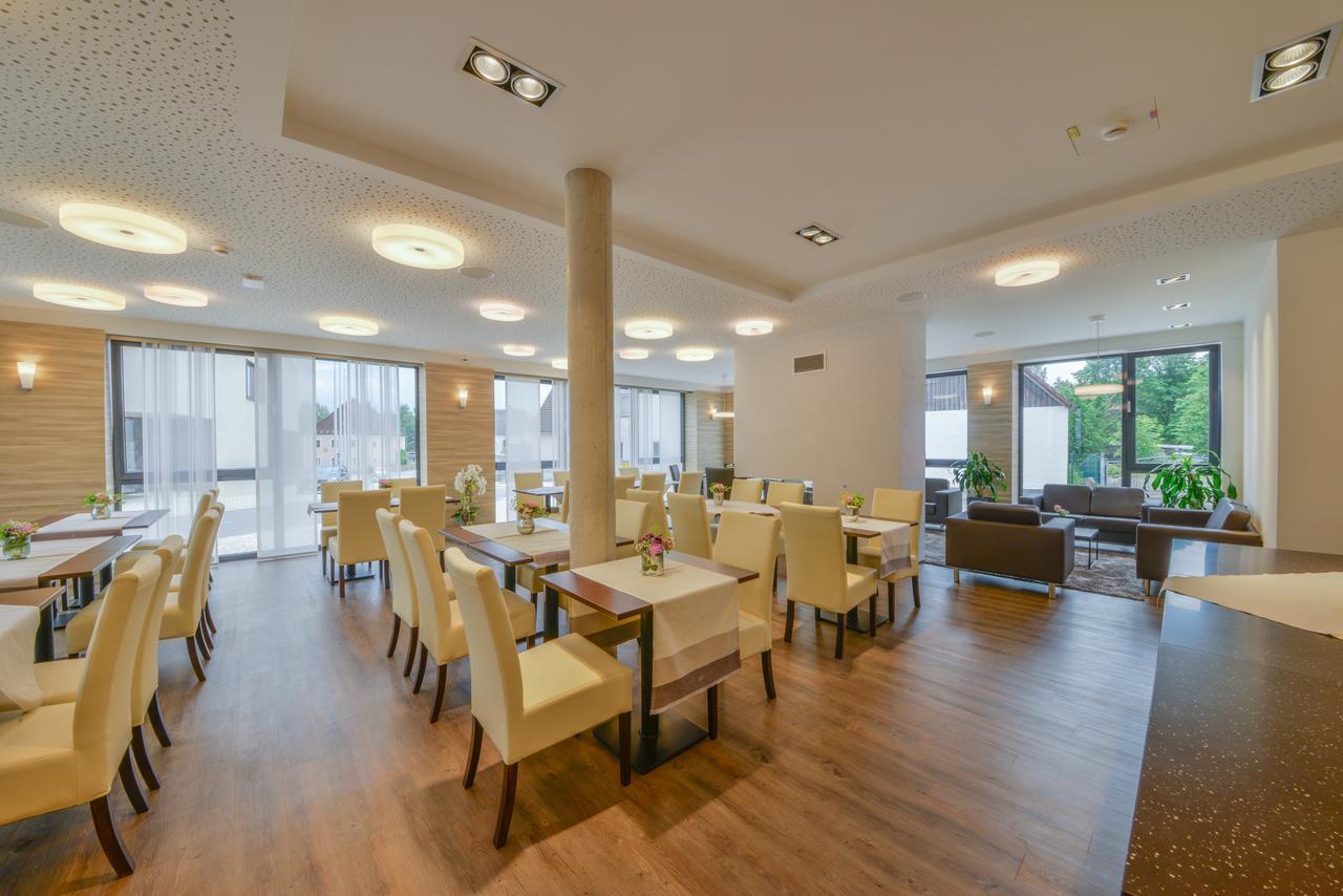 Hotel Witt Am See Weiherhammer Экстерьер фото